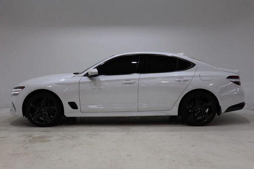 Uyuni White 2023 Genesis G70 2.0T AWD