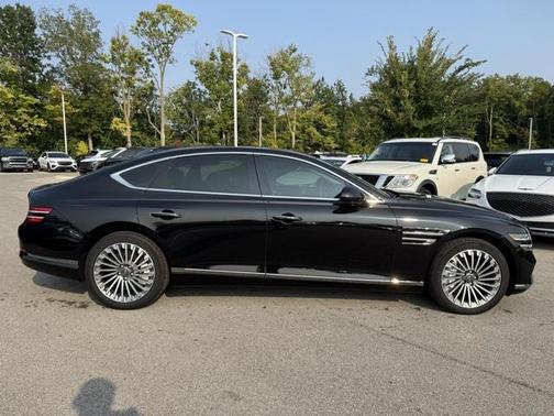 2024 Genesis Electrified G80 Advanced