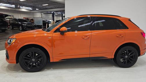 2022 Audi Q3 45 S line Premium