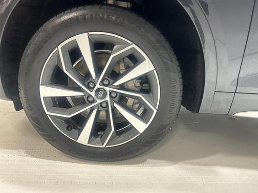 2021 Audi Q5 45 Premium Plus