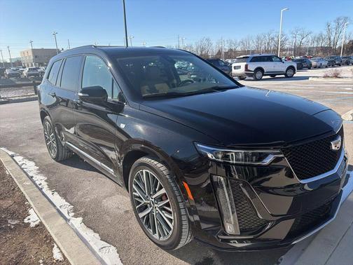 2025 Cadillac XT6 Sport AWD