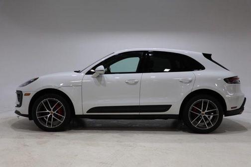 White 2023 Porsche Macan Macan