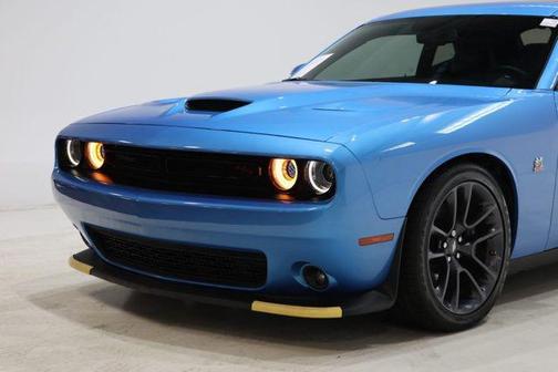 B5 Blue Pearlcoat 2023 Dodge Challenger R/T Scat Pack