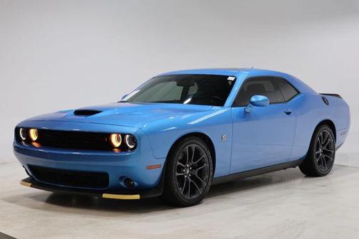 B5 Blue Pearlcoat 2023 Dodge Challenger R/T Scat Pack