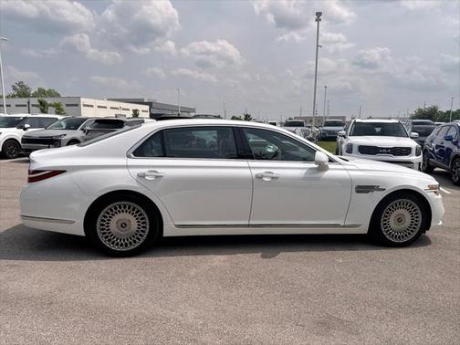 2022 Genesis G90 5.0 Ultimate