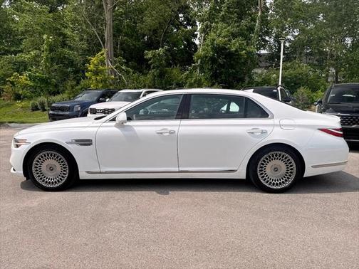 2022 Genesis G90 5.0 Ultimate