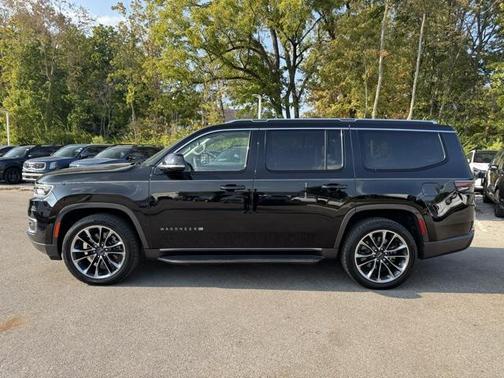 2022 Jeep Wagoneer Series II 4x4