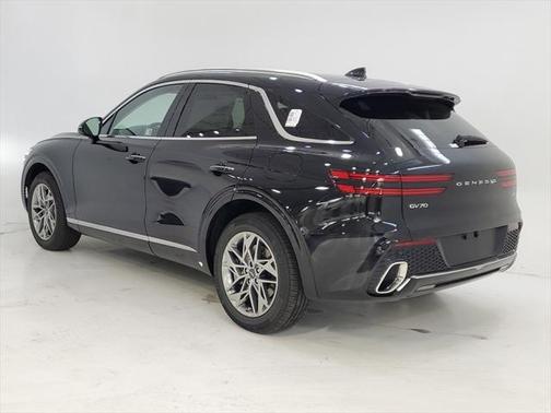 2025 Genesis GV70 2.5T AWD