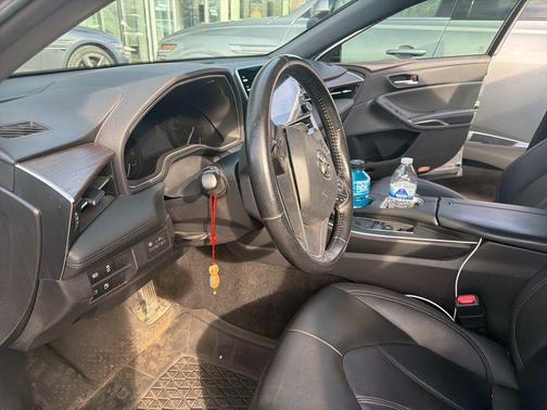 2019 Toyota Avalon XLE