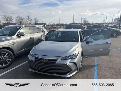 2019 Toyota Avalon XLE