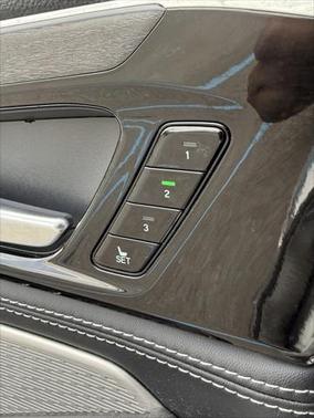 2023 Acura MDX Advance Package