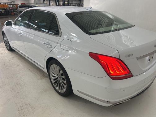 2017 Genesis G90 Premium