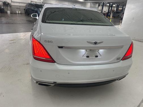 2017 Genesis G90 Premium