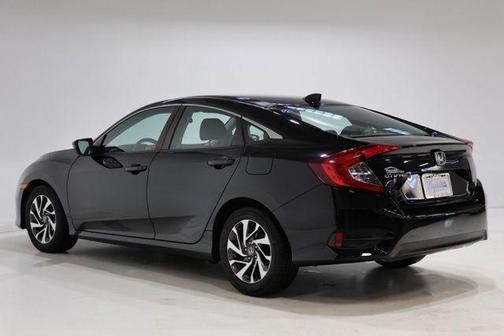 Polished Metal Metallic 2018 Honda Civic EX