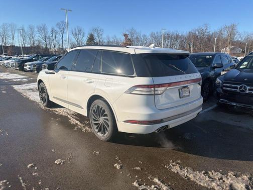 2023 Lincoln Aviator Reserve AWD