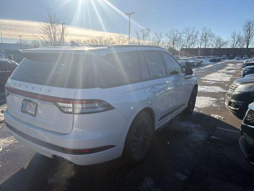 2023 Lincoln Aviator Reserve AWD