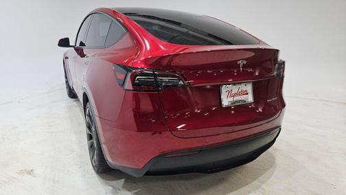 2025 Tesla Model Y Long Range Dual Motor All-Wheel Drive
