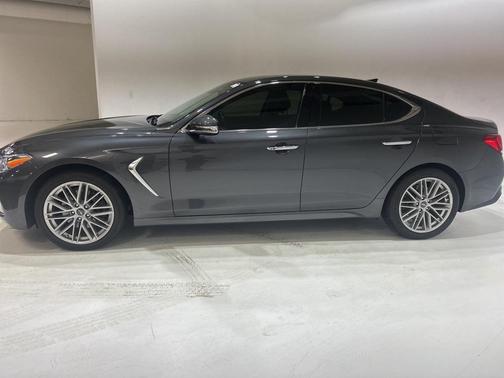 2021 Genesis G70 2.0T AWD