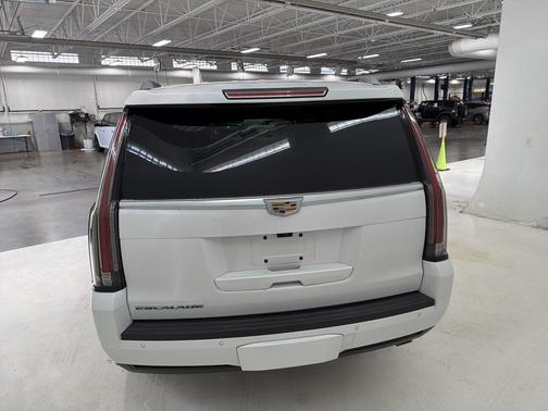 2019 Cadillac Escalade Premium Luxury