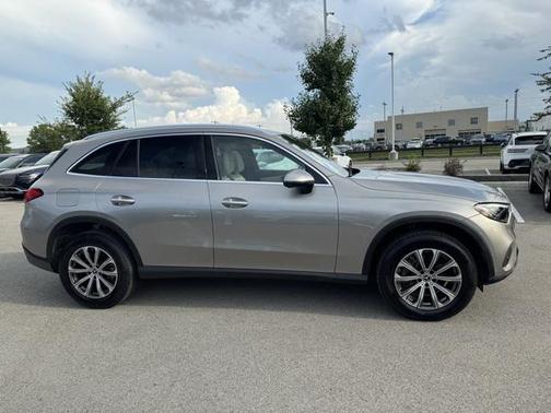 2023 Mercedes-Benz GLC 300 4MATIC