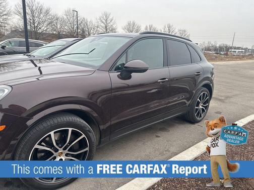 2023 Porsche Cayenne Platinum Edition