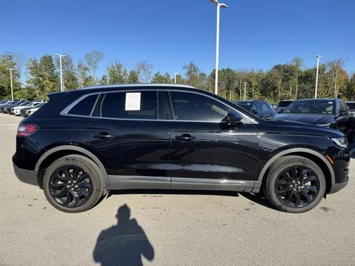 2021 Lincoln Nautilus Reserve