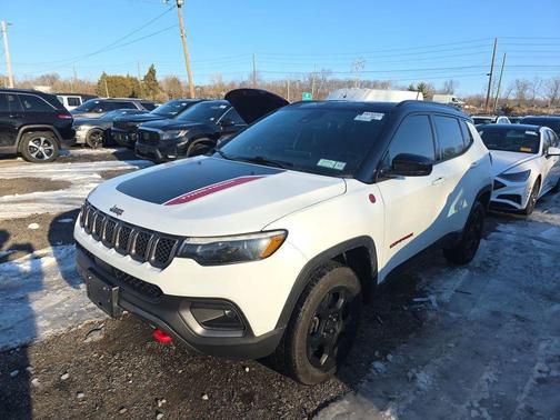 2023 Jeep Compass Trailhawk