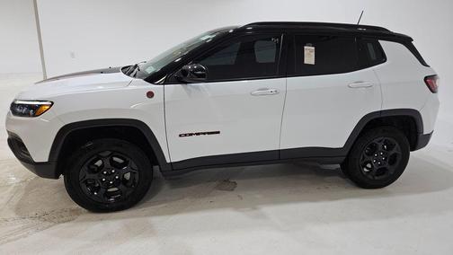 2023 Jeep Compass Trailhawk