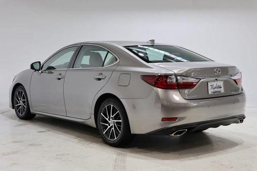 Atomic Silver 2016 Lexus ES 350 Base