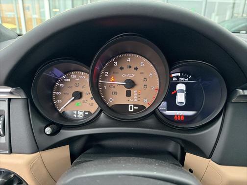 2024 Porsche Macan GTS