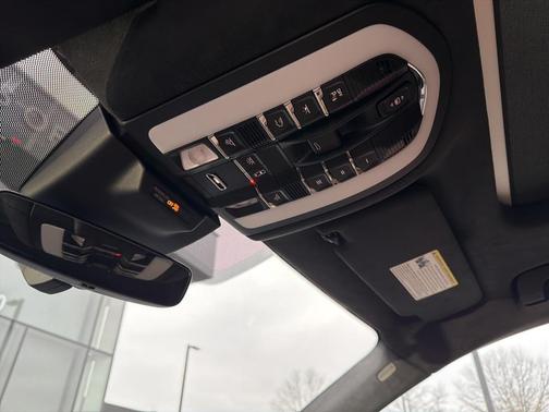 2024 Porsche Macan GTS