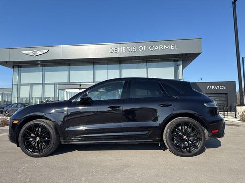 2024 Porsche Macan GTS