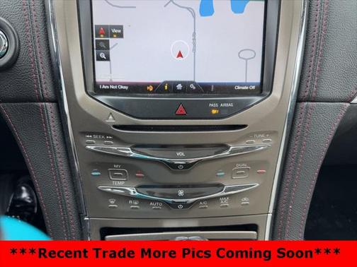 2014 Lincoln MKX Base
