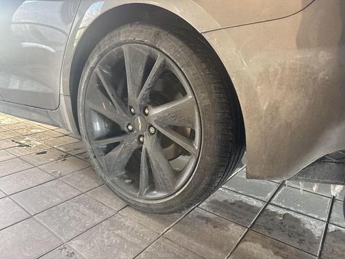 2023 Genesis G70 2.0T AWD