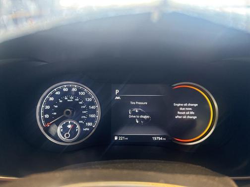 2023 Genesis G70 2.0T AWD