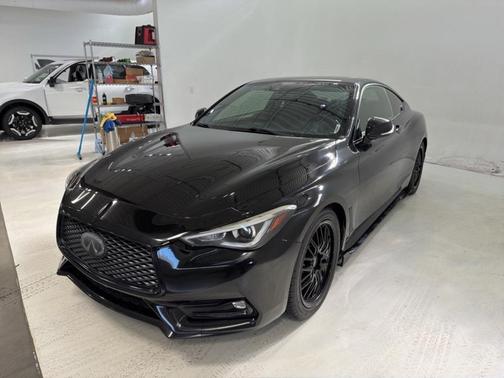 2019 INFINITI Q60 3.0T LUXE