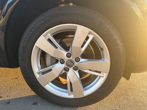 2018 Audi Q5 2.0T Premium Plus