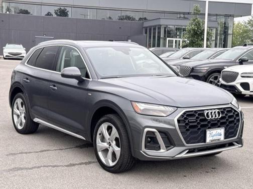 2022 Audi Q5 45 S line Prestige