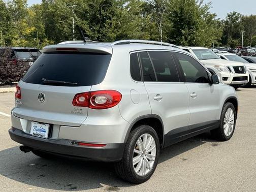 2011 Volkswagen Tiguan SE