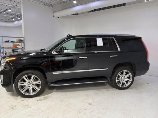 2019 Cadillac Escalade Luxury
