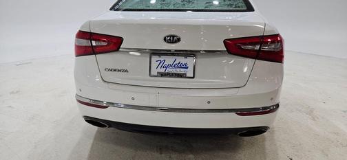 2014 Kia Cadenza Premium