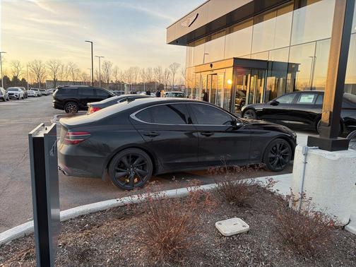 2023 Genesis G70 2.0T AWD