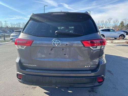 2017 Toyota Highlander XLE