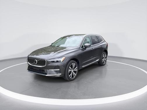 2022 Volvo XC60 B5 Inscription