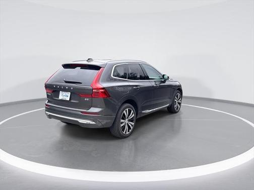 2022 Volvo XC60 B5 Inscription