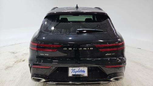 2026 Genesis GV70 3.5T Sport Advanced