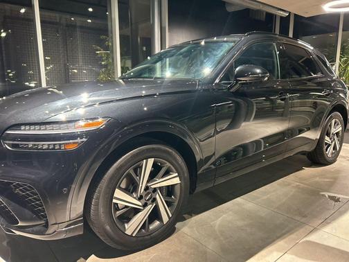 2026 Genesis GV70 3.5T Sport Advanced