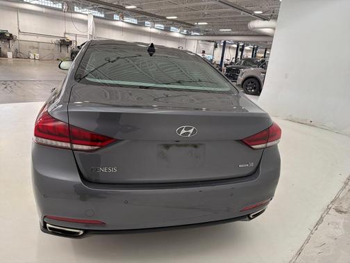 2015 Hyundai Genesis 3.8