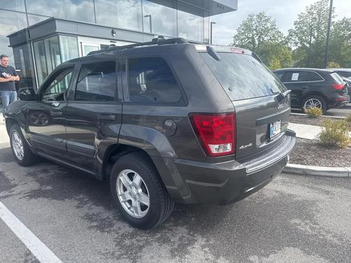 2005 Jeep Grand Cherokee Laredo