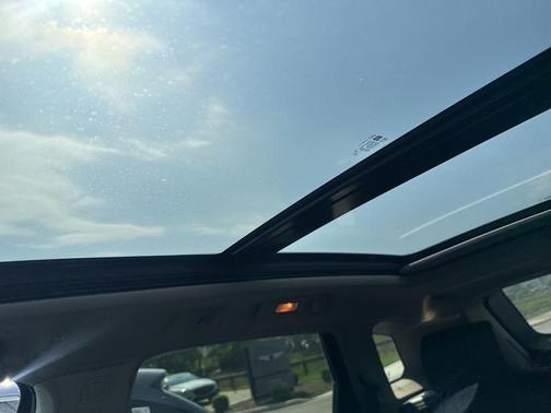 Radiant Silver Metallic 2014 Cadillac SRX Luxury Collection